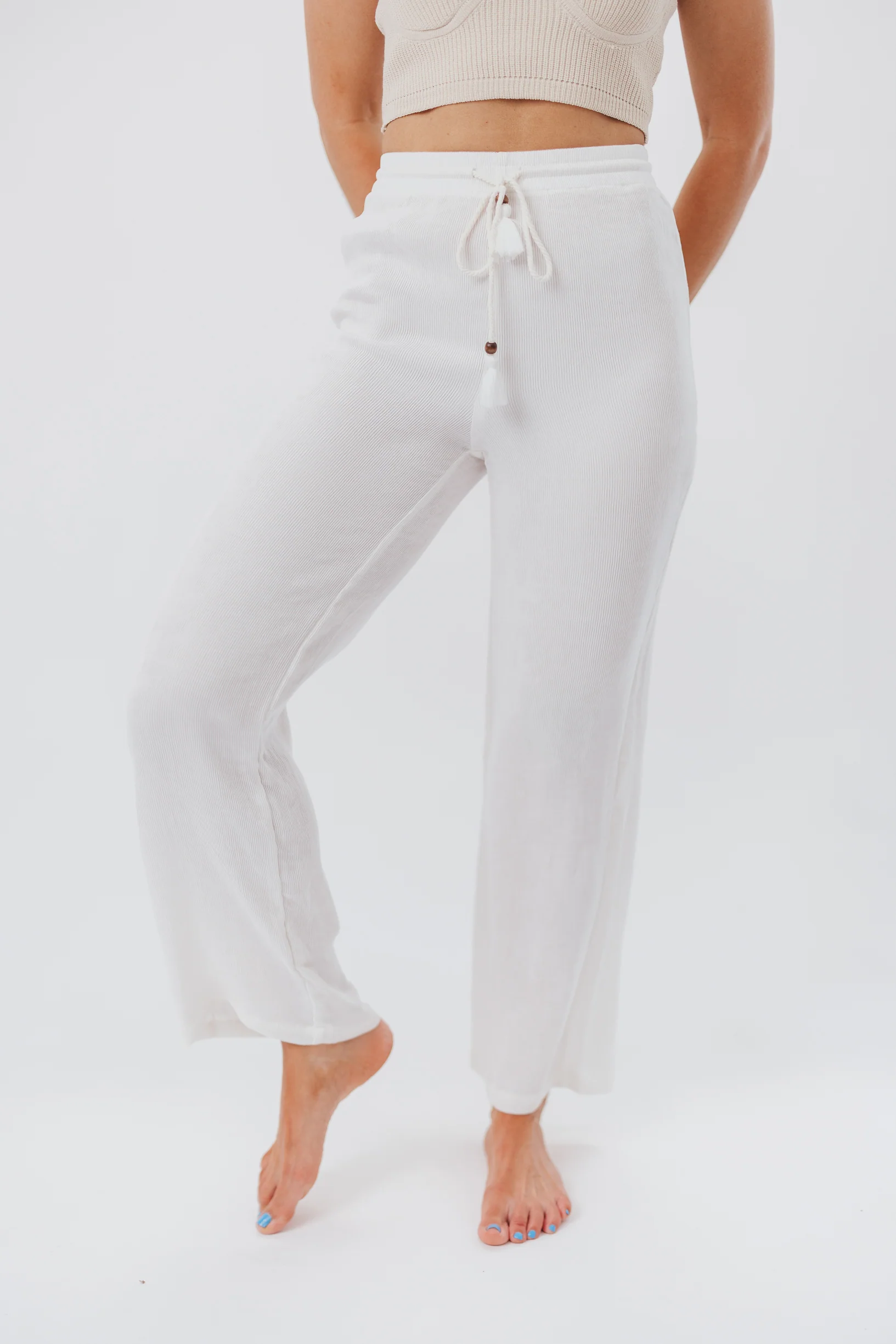 Stacy Knit Pants in White - Directfux