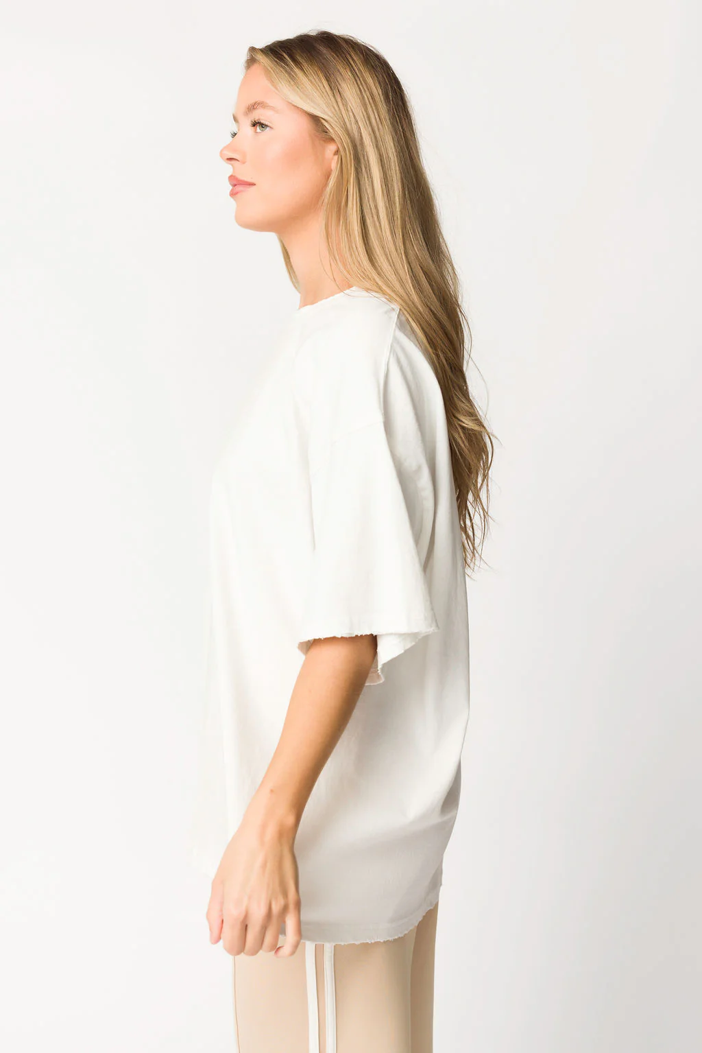 Go To Crew Neck Tee in Off-White - Directfux