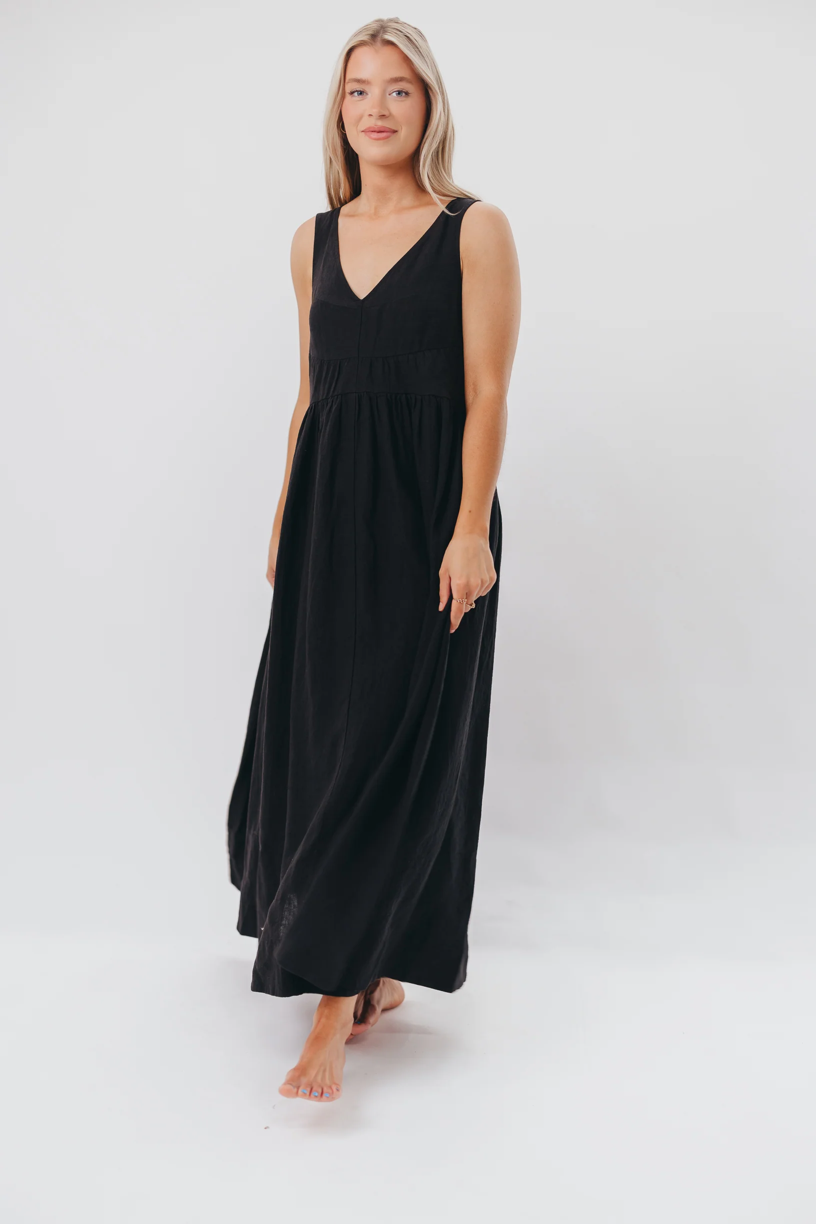 Eleonie 100% Linen Maxi Dress in Black - Directfux
