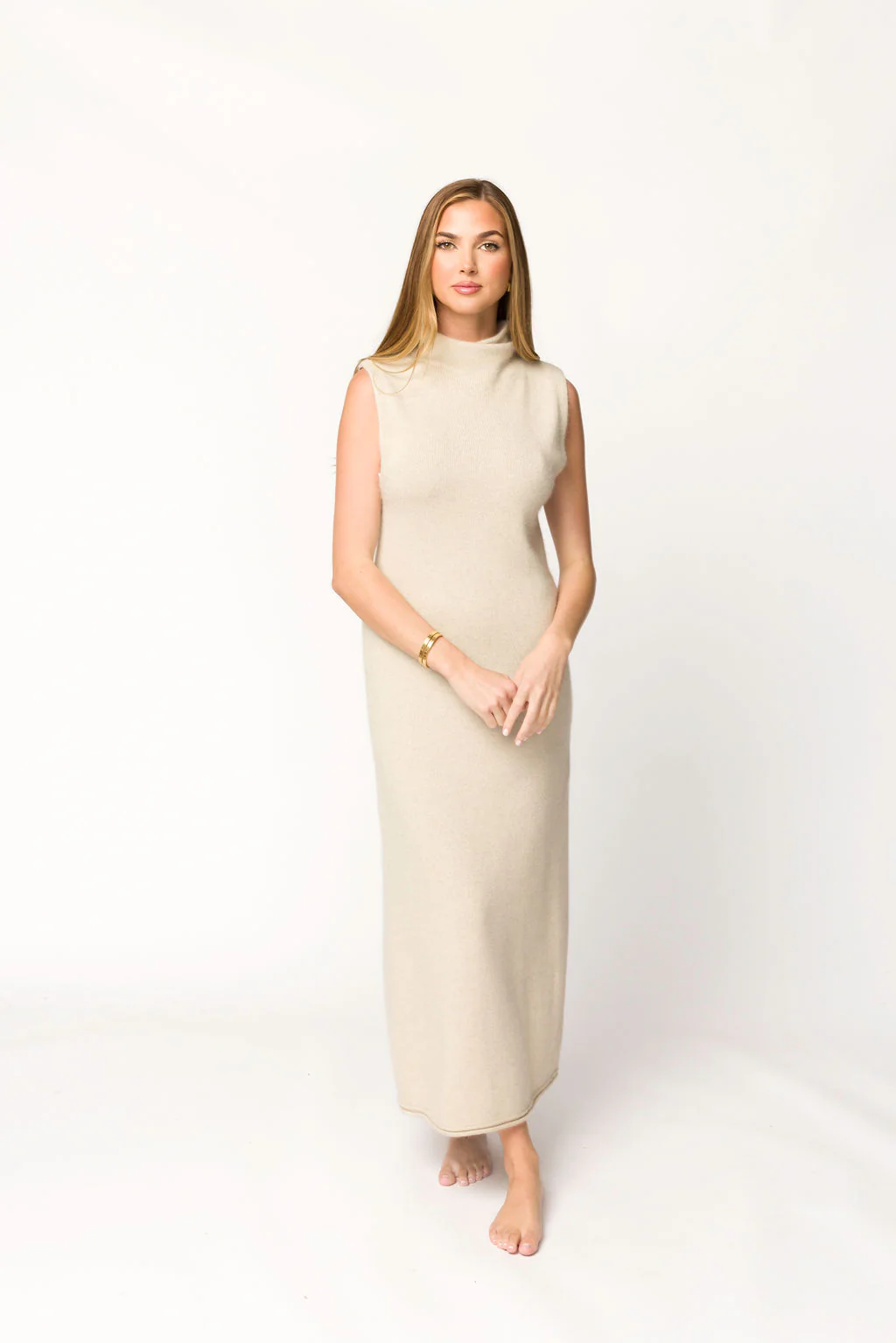 Quinn Turtleneck Maxi Dress in Beige - Directfux