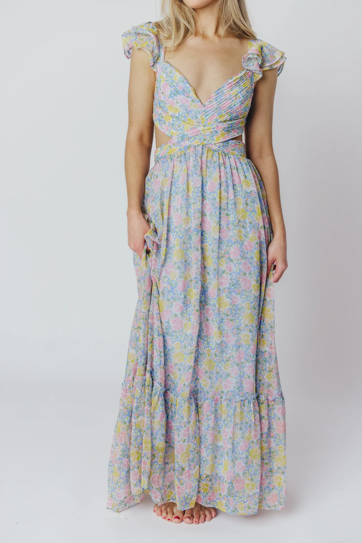 ASTR Primrose Maxi Dress in Blue/Pink Floral - Directfux