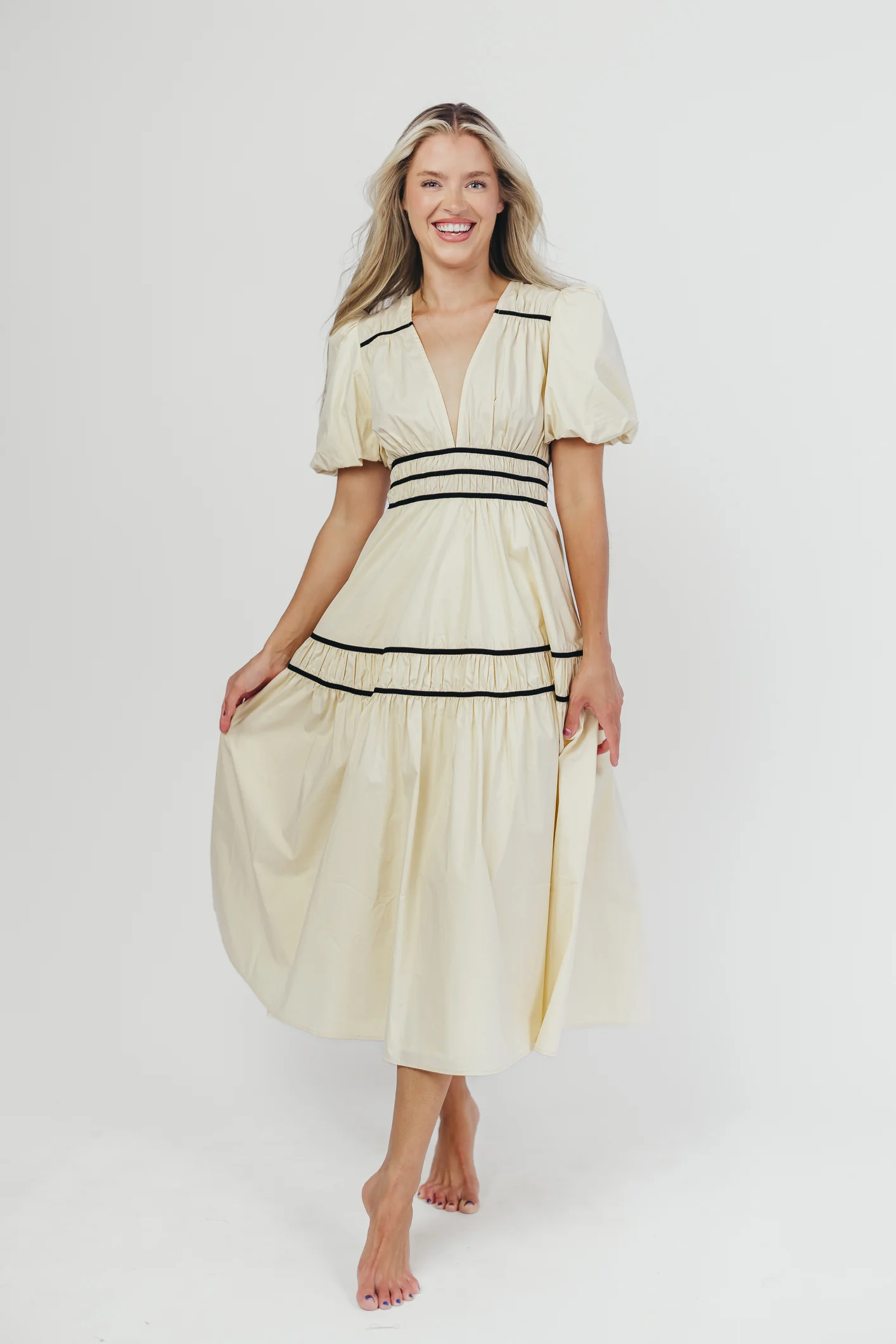 Bradley Puffed Sleeve Tiered Maxi Dress in Cream/Black - Directfux