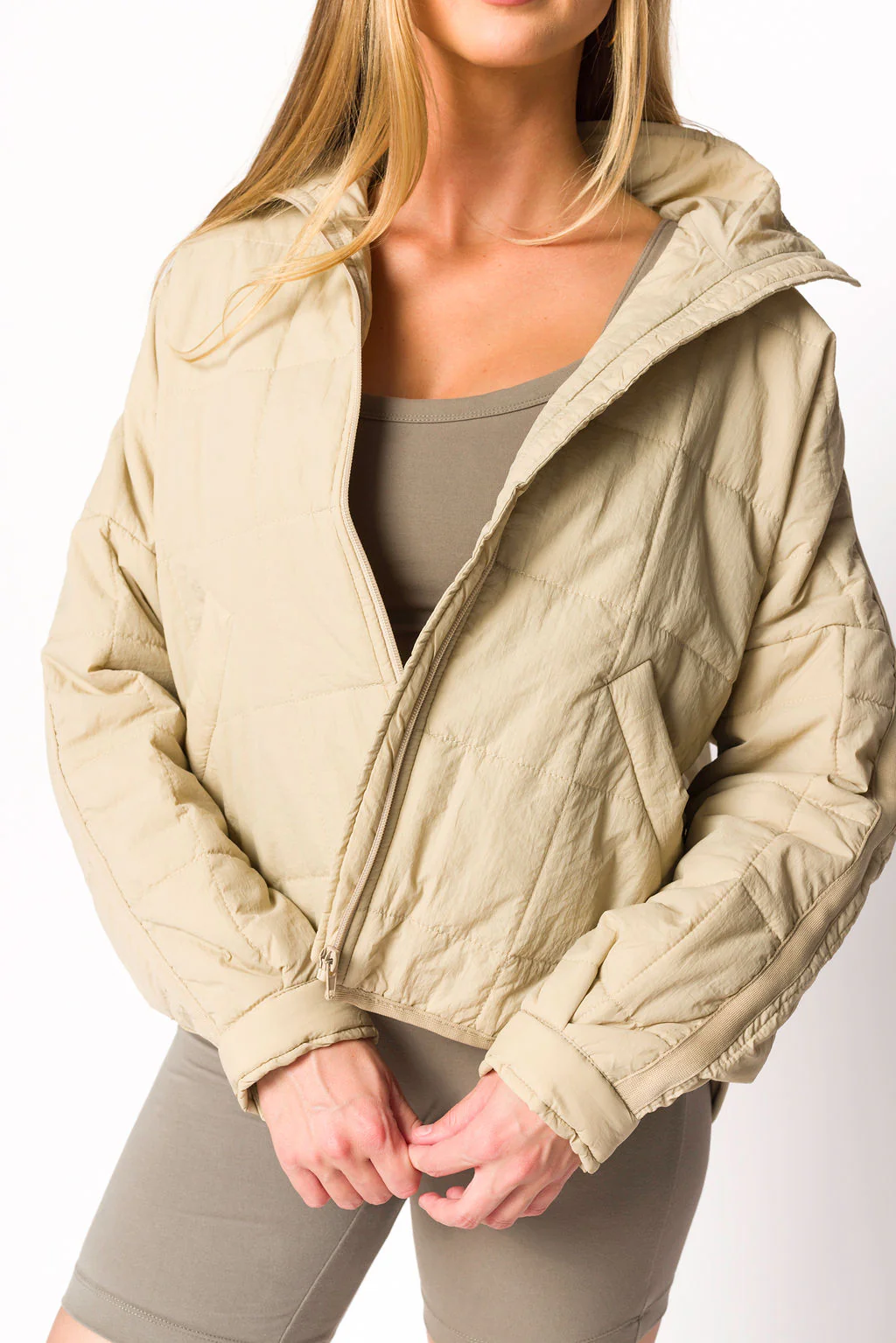 Layla Puffer Jacket in Bone - Directfux