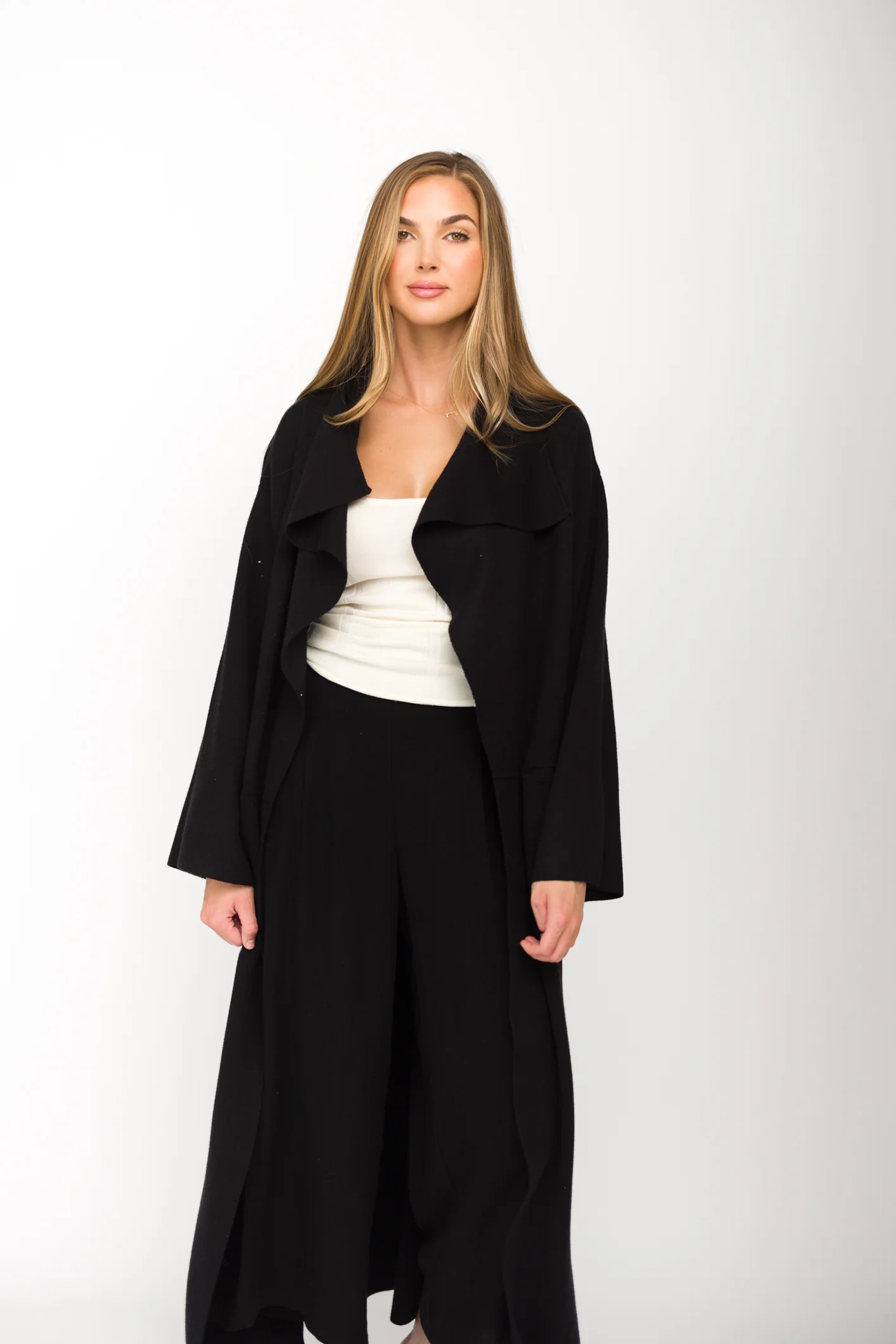 Elsa Sweater Coat in Black - Directfux