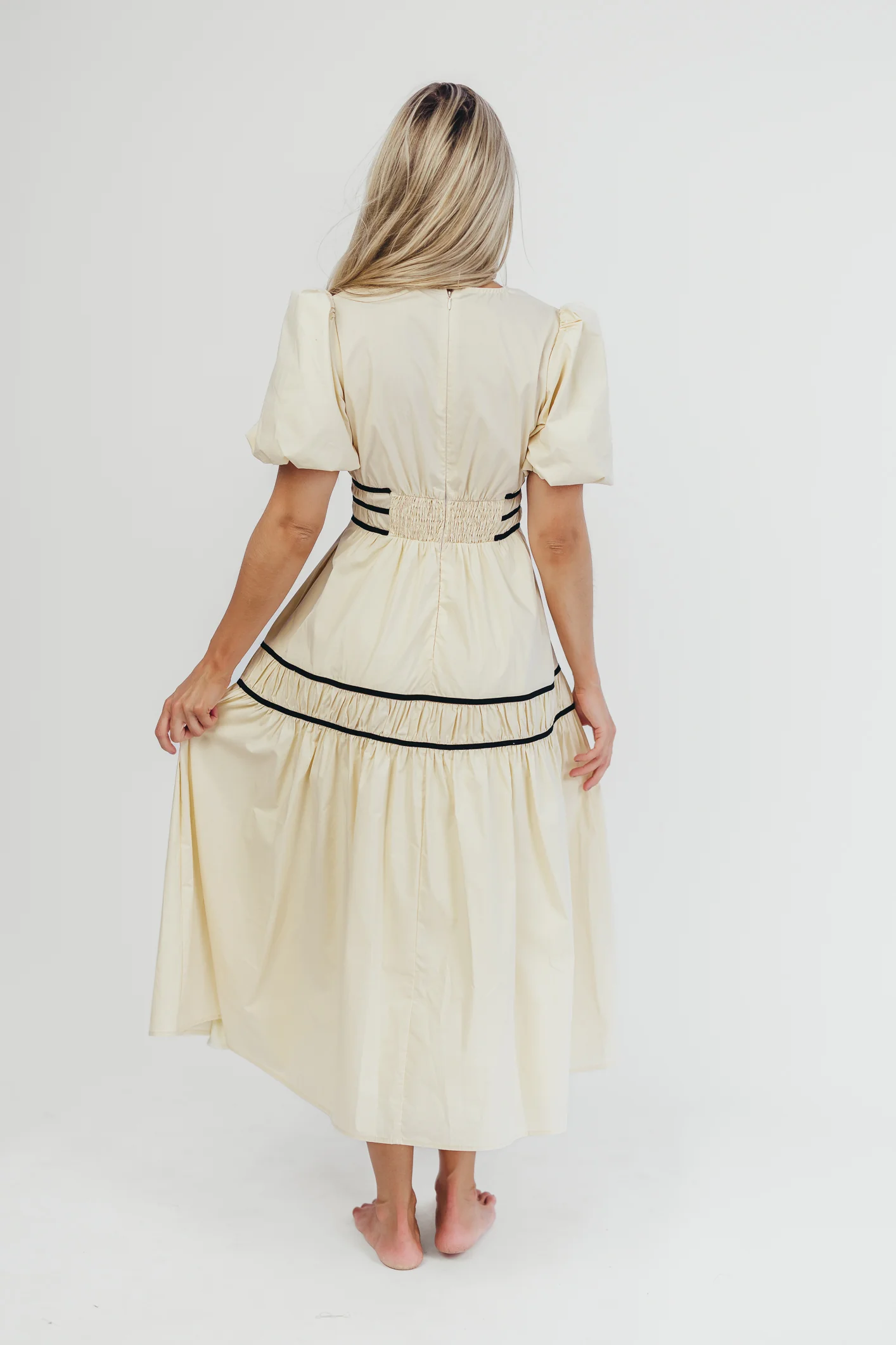Bradley Puffed Sleeve Tiered Maxi Dress in Cream/Black - Directfux