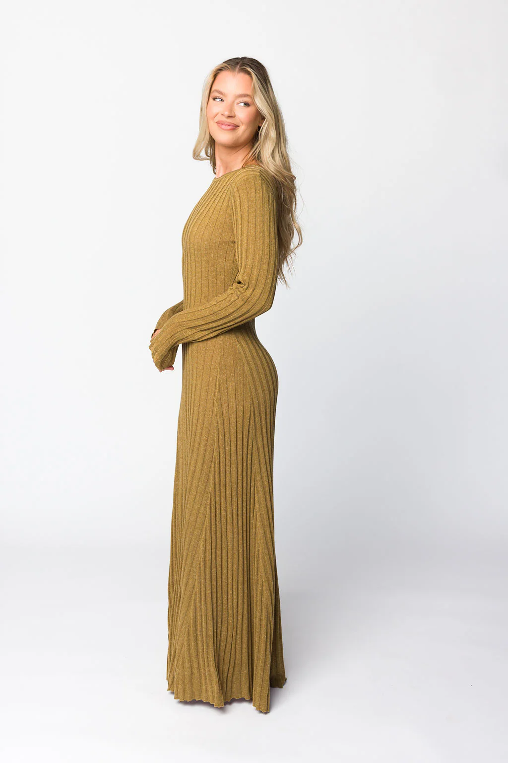 Serena Ribbed Knit Maxi Dress in Brown - Directfux