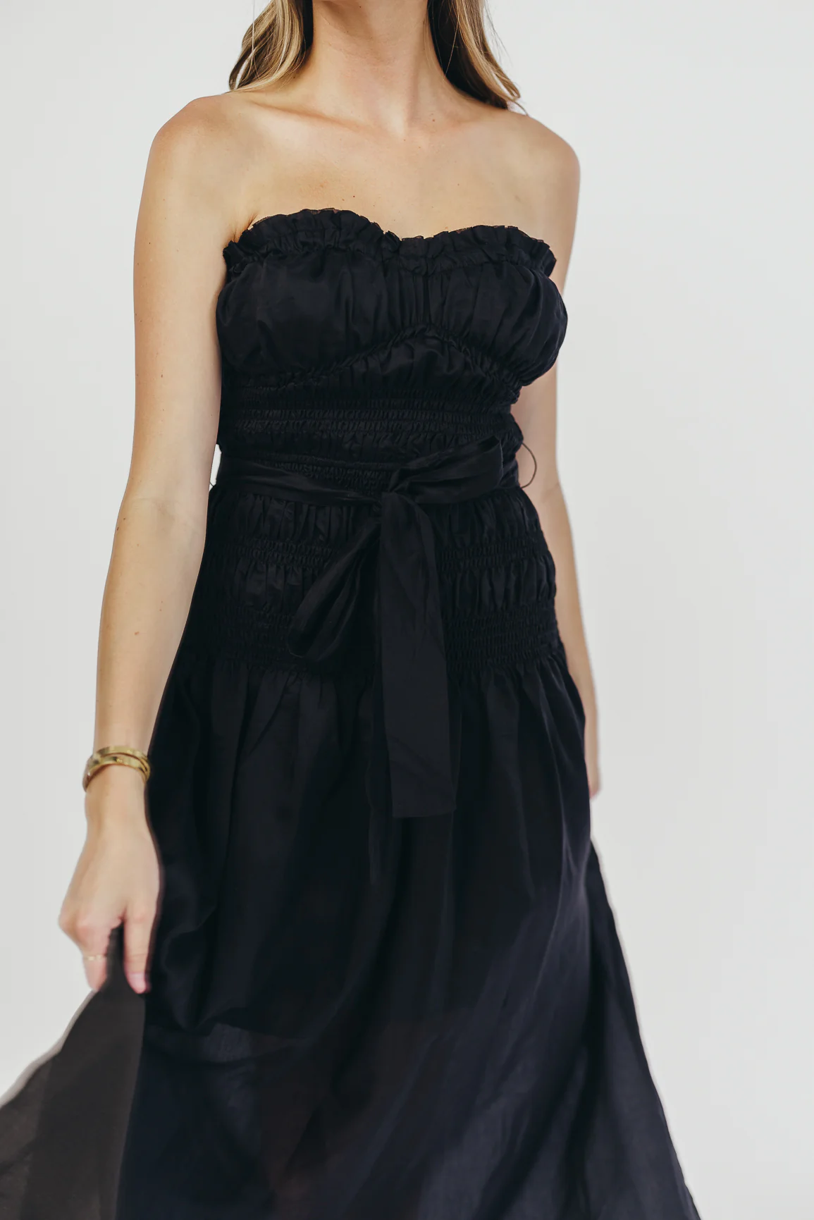 Devin Strapless Midi Dress with Sash in Black - Directfux