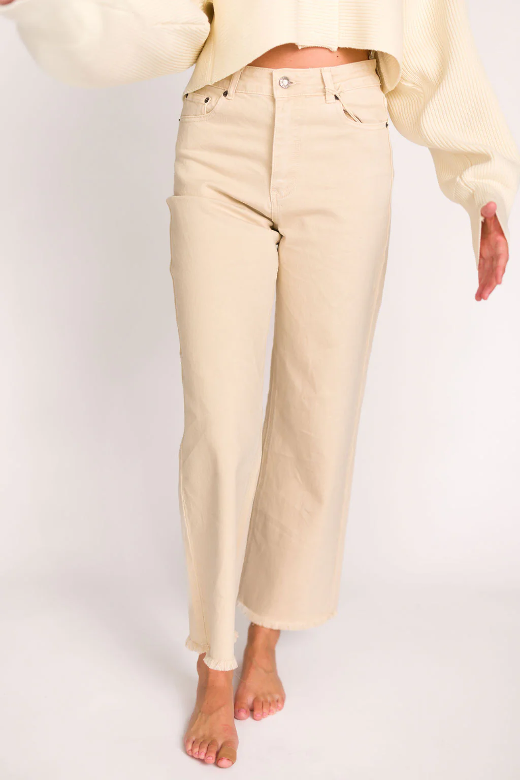 Brayden High-Waisted Jeans in Cream - Directfux