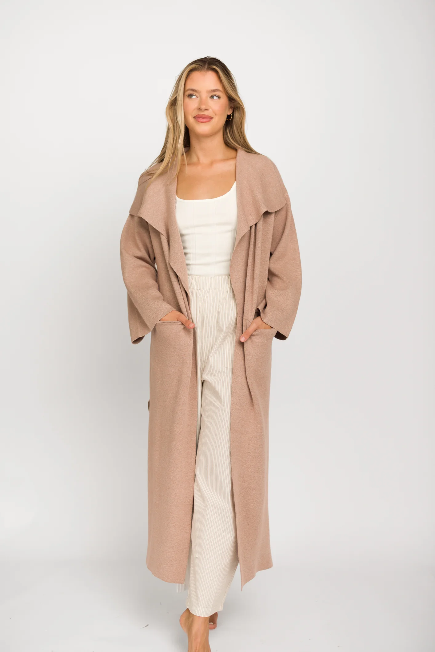 Elsa Sweater Coat in Beige - Directfux