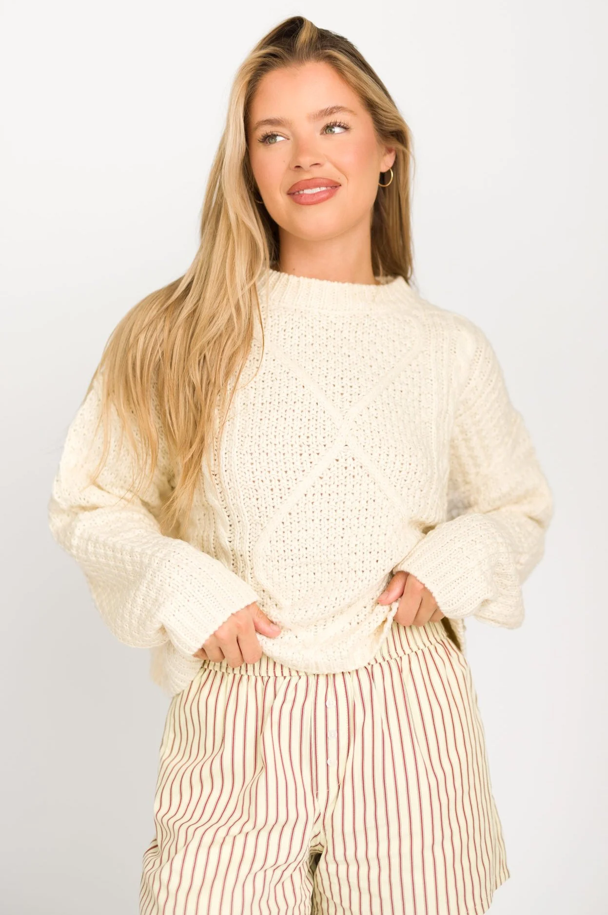 Dove Cable Front Sweater in Ivory - Directfux